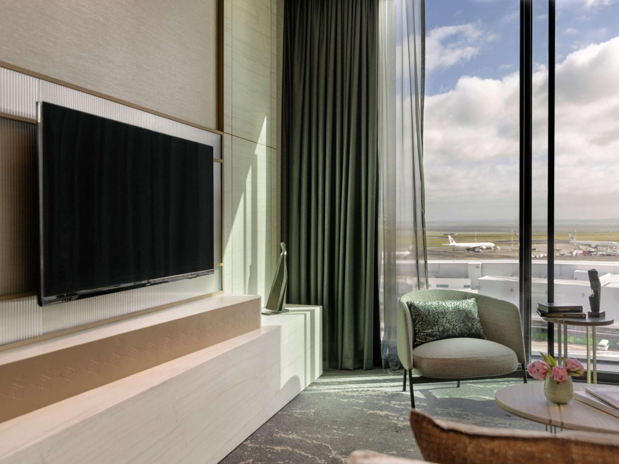 Pullman Auckland Airport Hotel Ngoại thất bức ảnh A room at the hotel