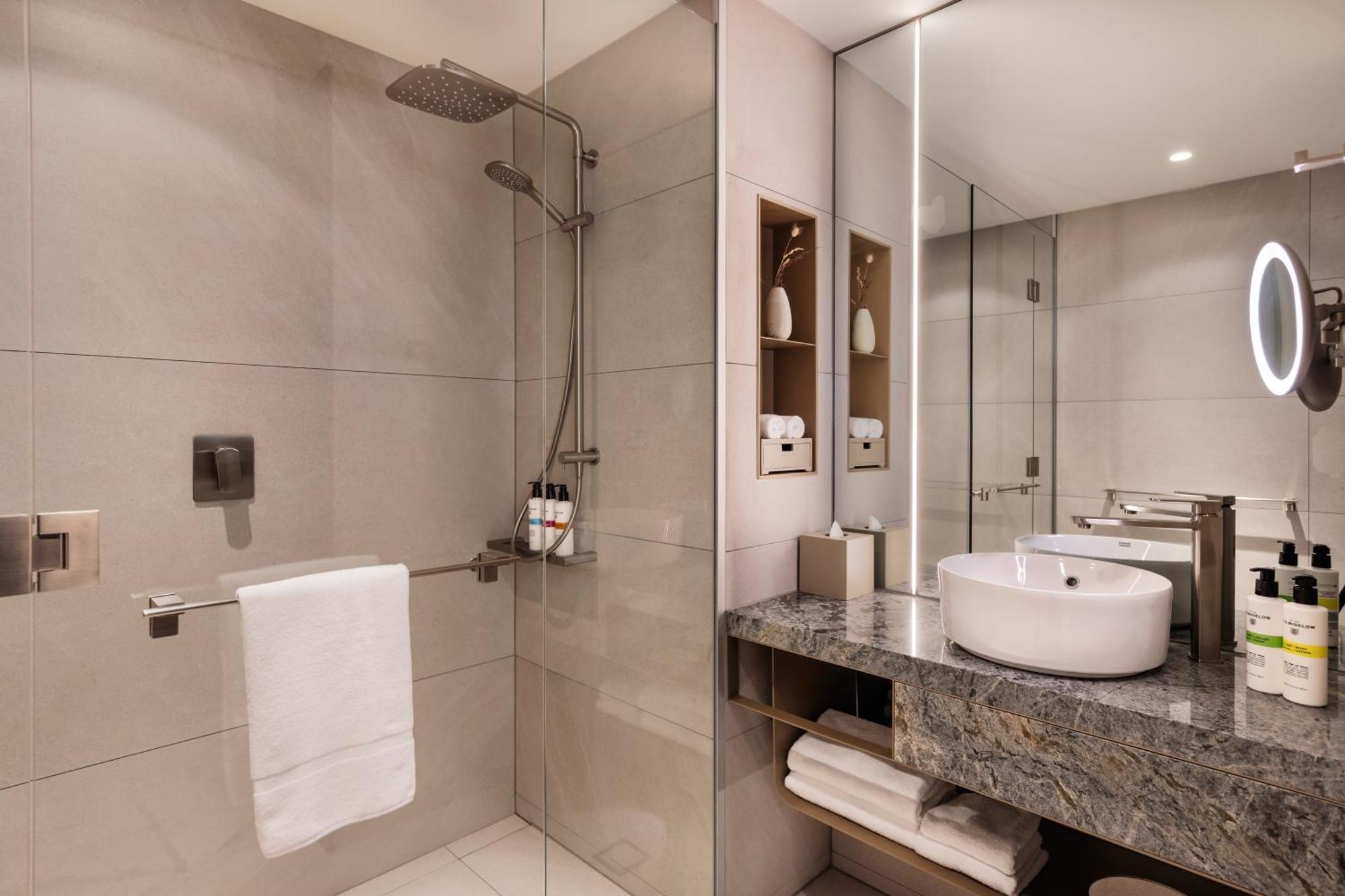 Pullman Auckland Airport Hotel Ngoại thất bức ảnh