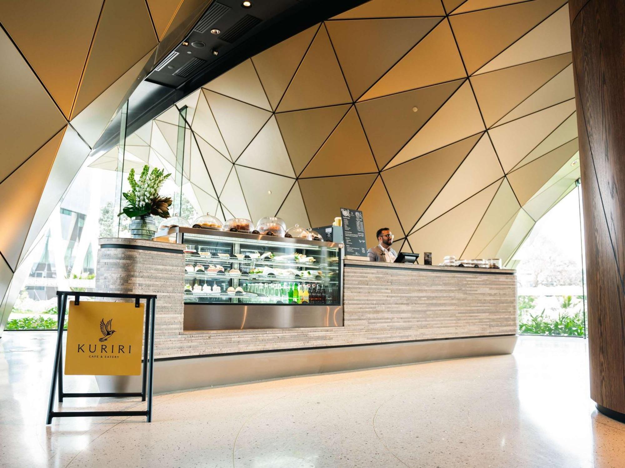 Pullman Auckland Airport Hotel Ngoại thất bức ảnh KURIJI